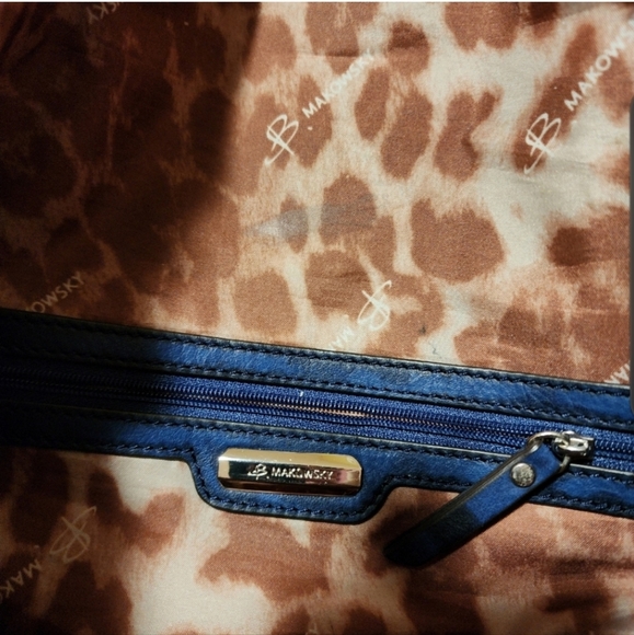 B. Makowsky Blue Leather Tote and Thread & Supply Off-Shoulder Blouse - Picture 12 of 15